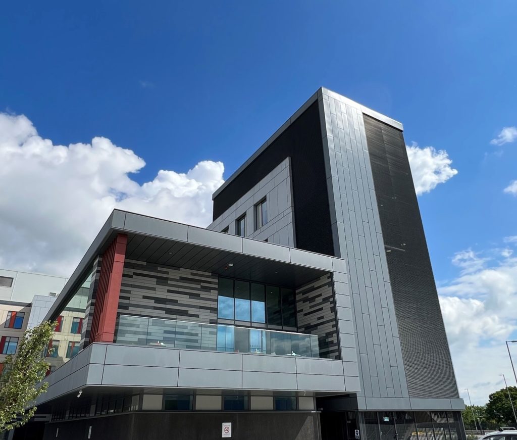 cladding-external-commercial-building